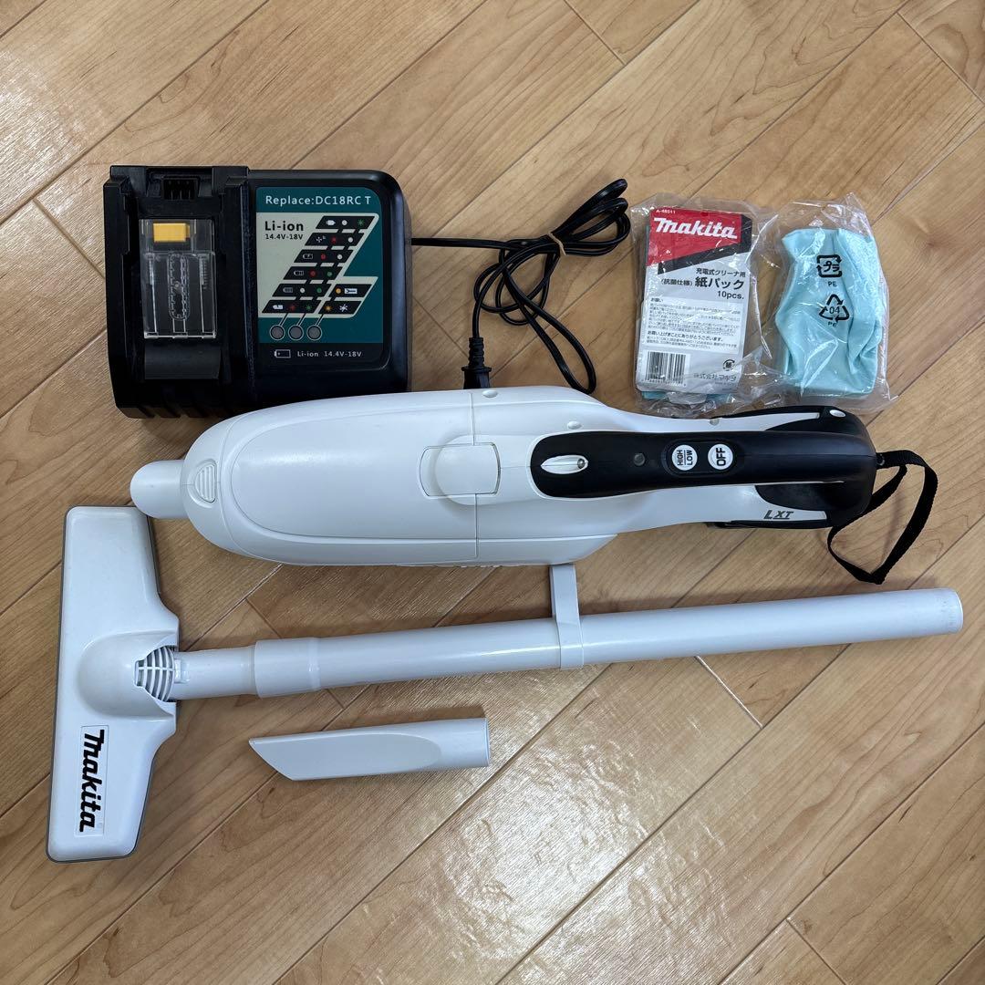 Makita マキタ スティッククリーナー 掃除機 CL142FD