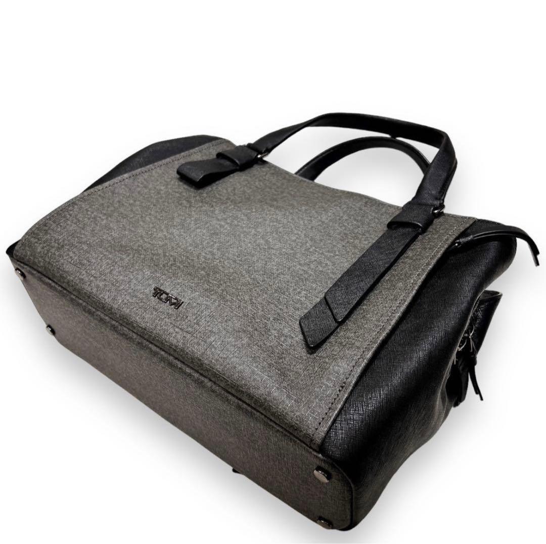 め*い様 TUMI 美品！ビジネスバッグ 高級感 上品なレア色