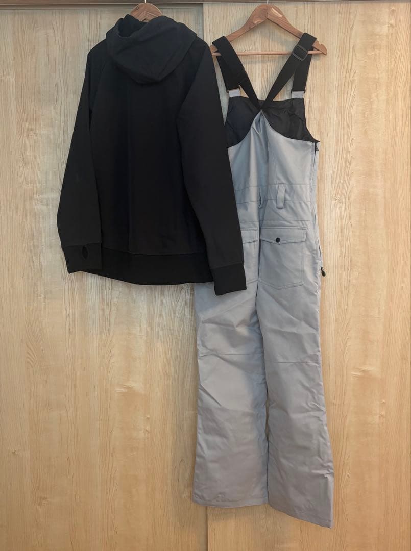 アンセム、ハイマスマニア　スノーボードウェア　パーカー、ビブパンツ