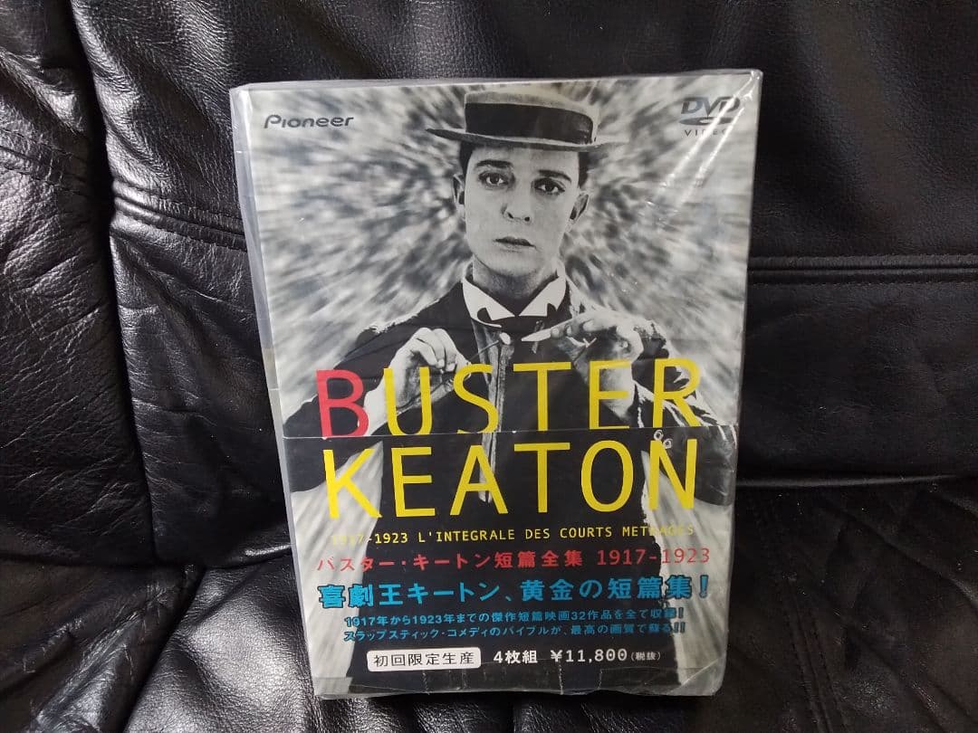 映画(バスターキートン)4枚組 +1枚美品
