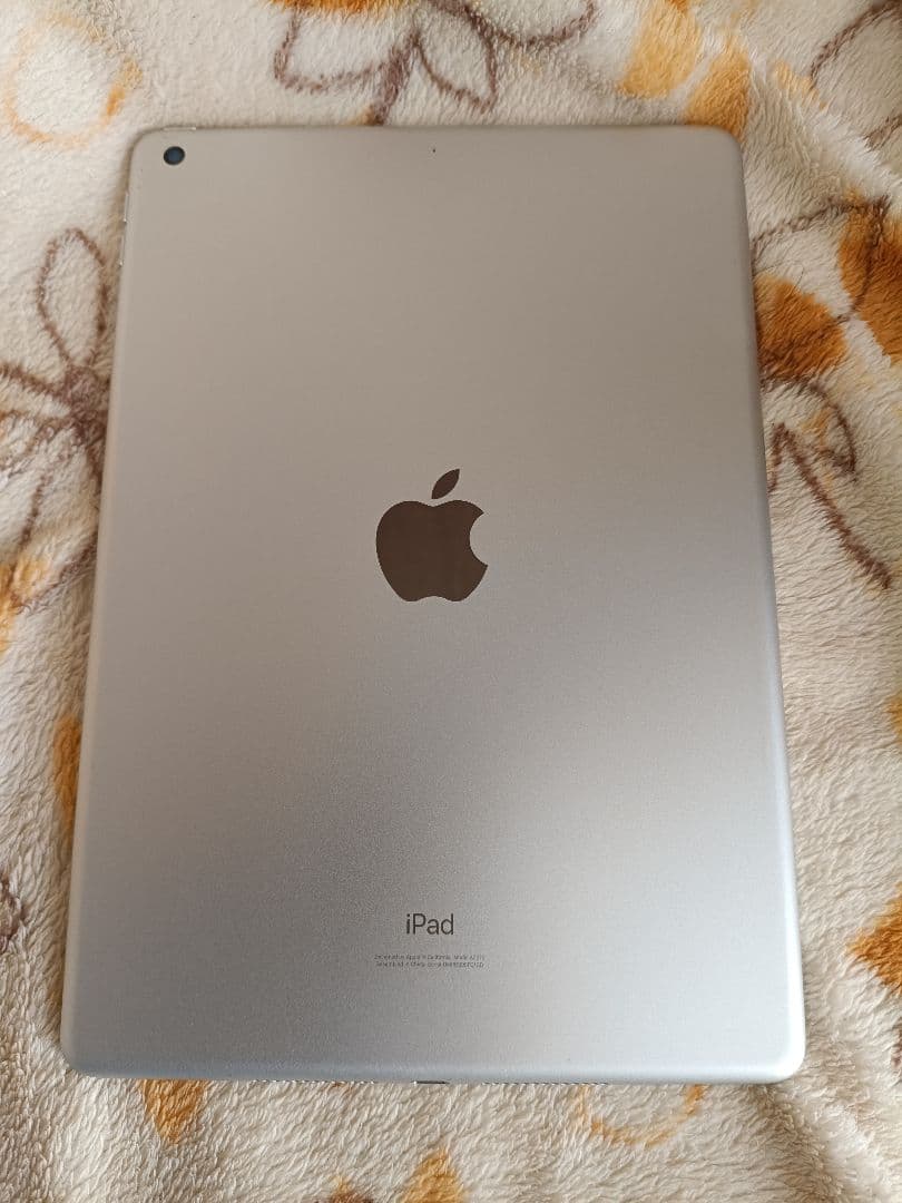 iPad本体 Apple iPad 8th Generation 32GB Wi-Fi