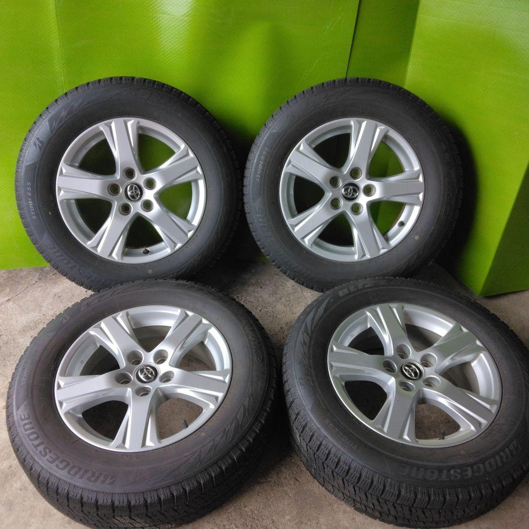 アルファード30　スタッドレスタイヤ　中古