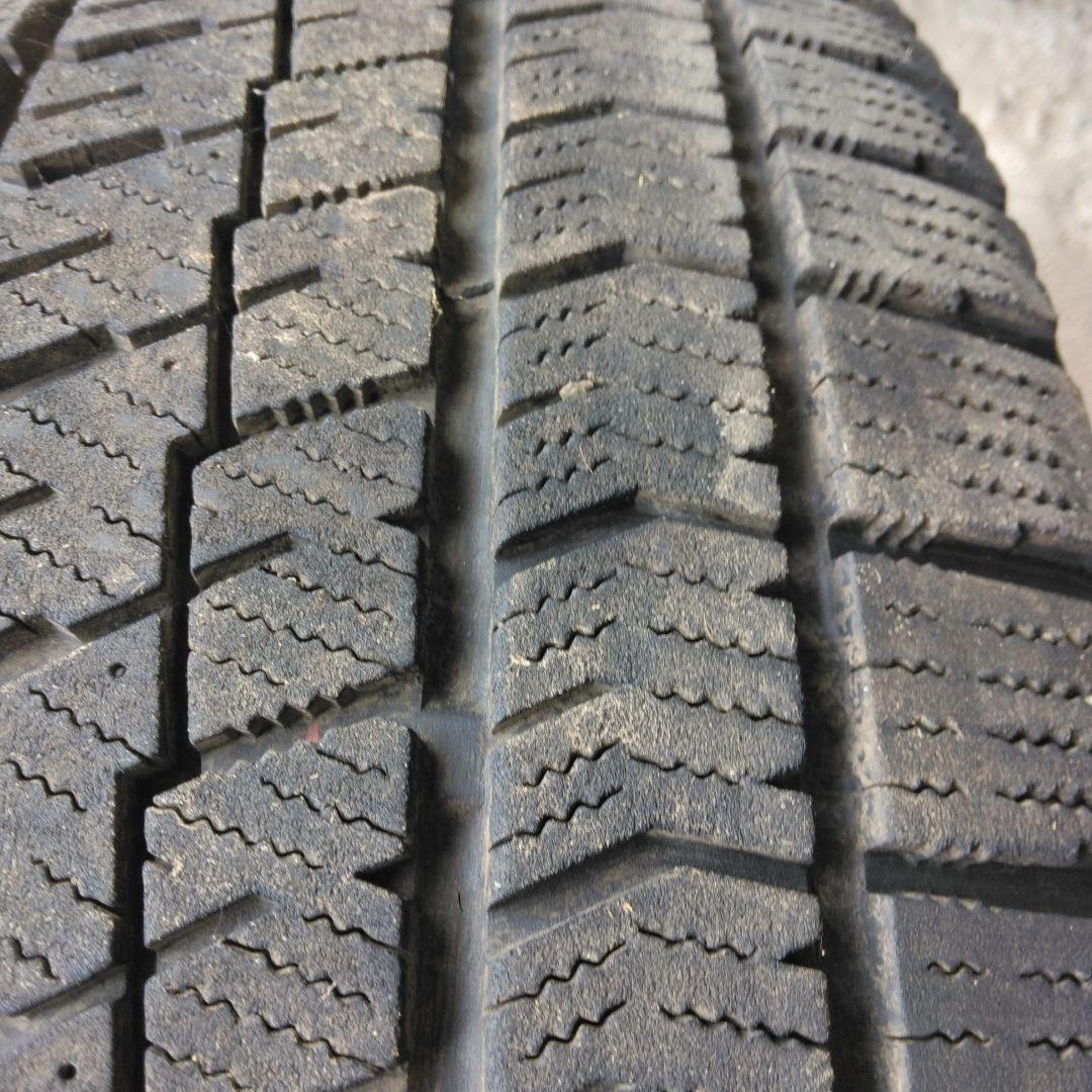 アルファード30　スタッドレスタイヤ　中古