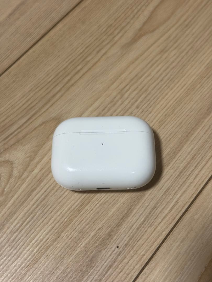 【美品】Airpods Pro 2 Lightning ワイヤレスイヤホン 本体