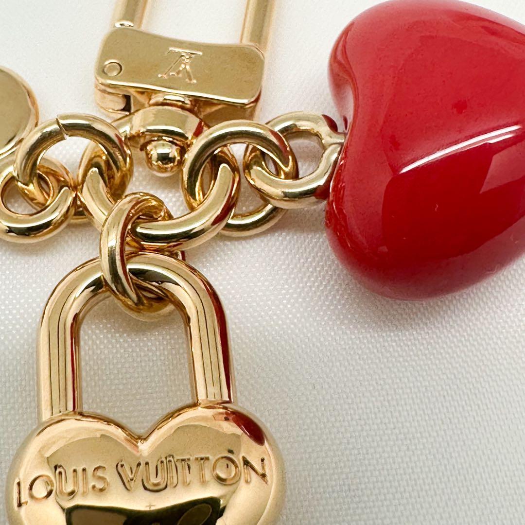 新品ルイヴィトンマイクロチャームＬＶハートM02511レッド ゴールド