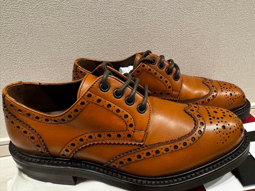 新品未使用 フェラガモ サイズ6 トラメッザ　TITUS