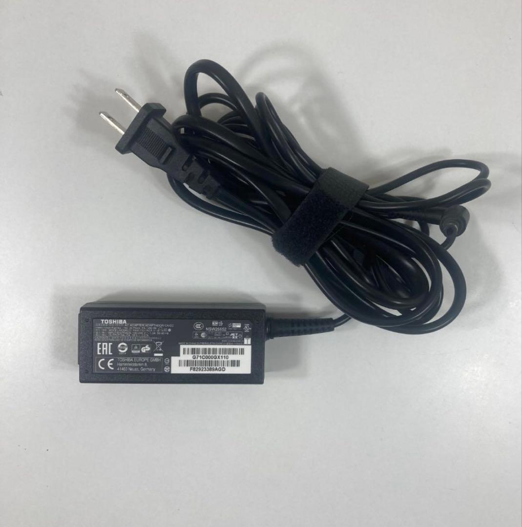 TOSHIBA dynabook Core i7 14インチ