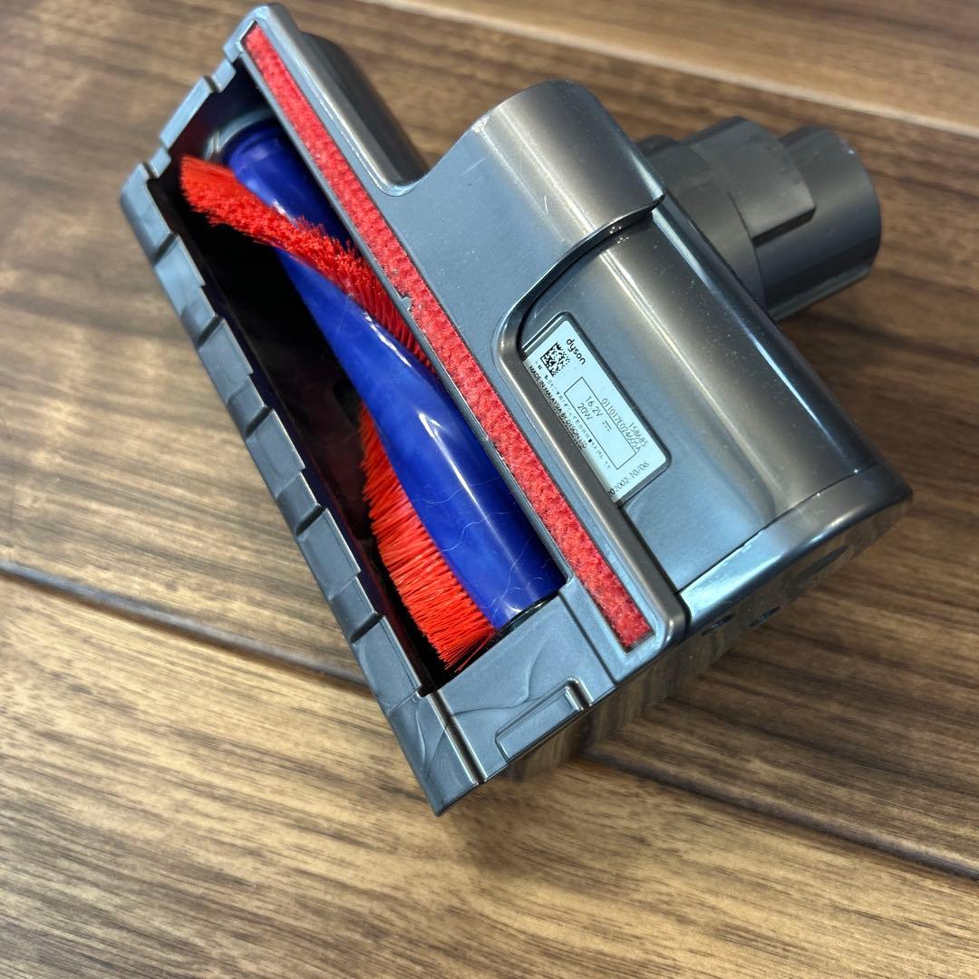 【超メルカリ市限定価格❗️】ダイソンv8slim fluffy 充電器　付属品多数