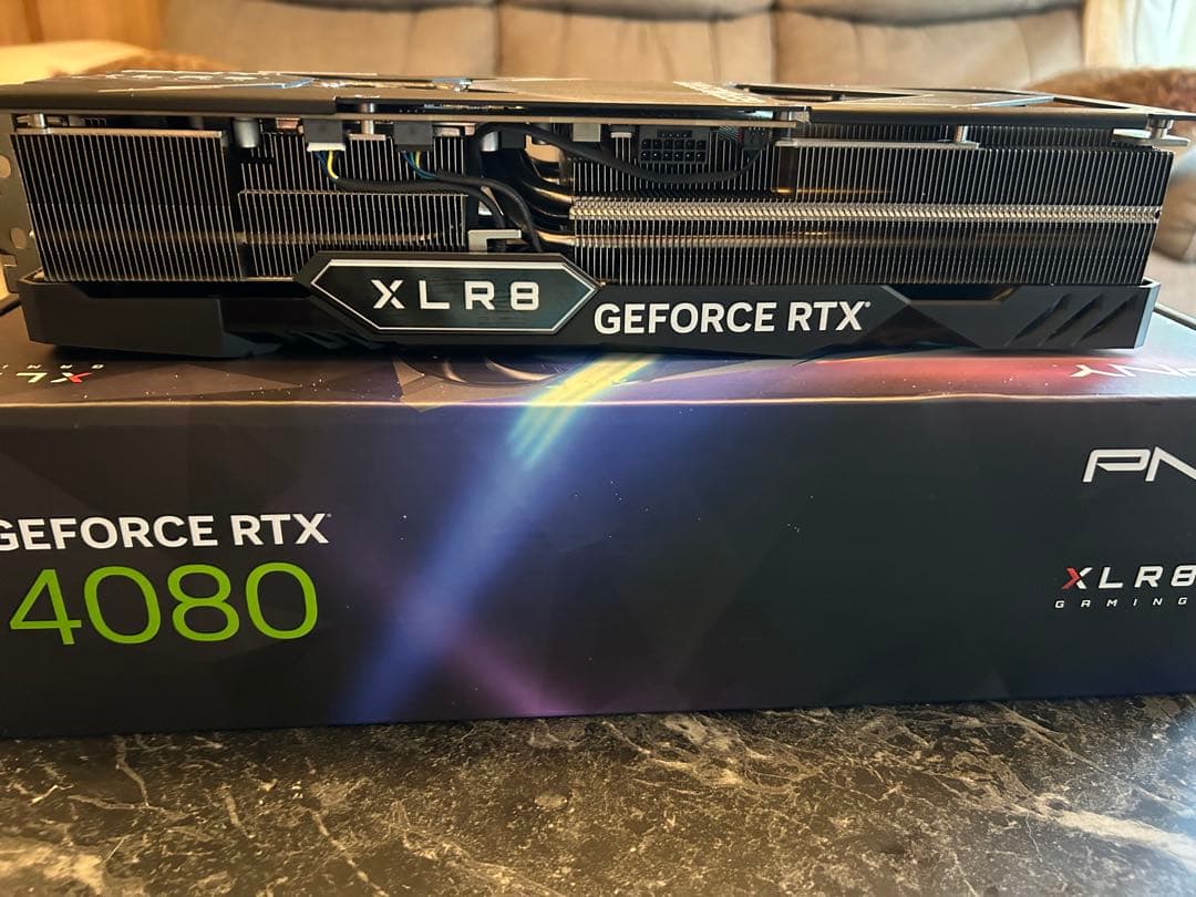 PNY GeForce RTX 4080グラフィックボード
