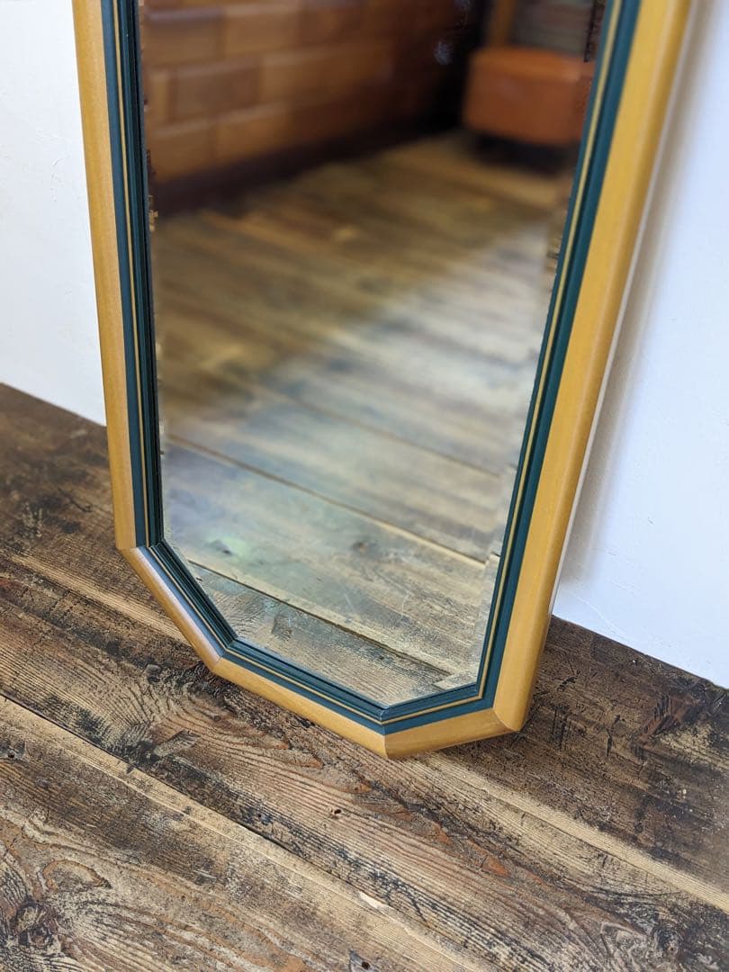 ツートーンのデザイン姿見　八角形　スタンドミラー