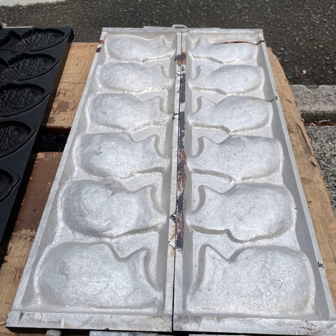 たい焼き器 12匹焼ける　1セット　55.5×32