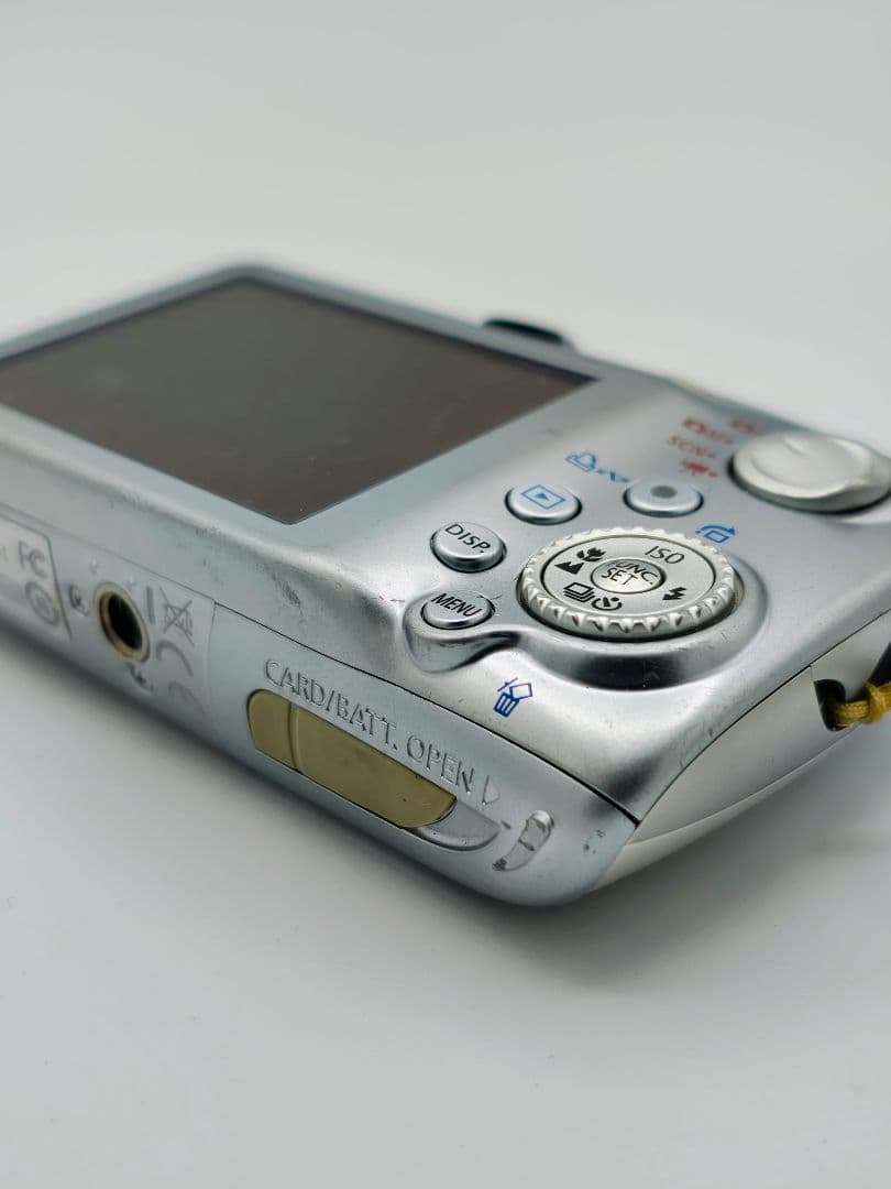 Canon IXY DIGITAL 820 IS 本体