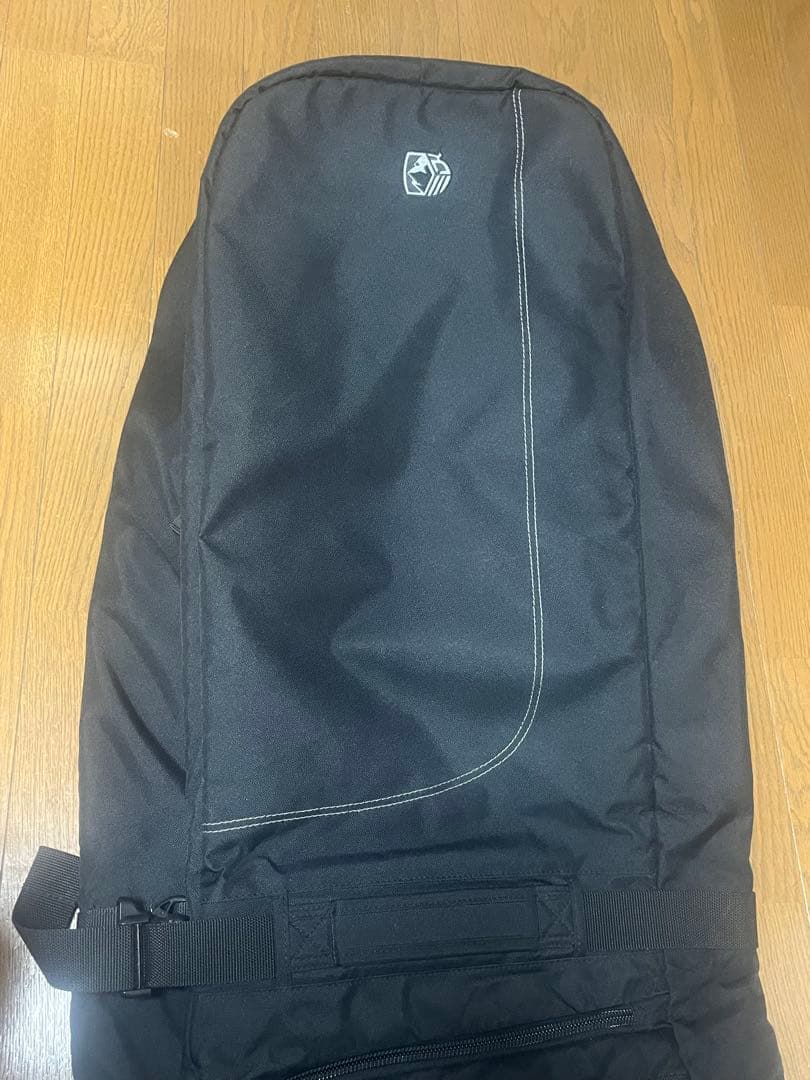 DAKINE スノーボードバッグ ケース 190cm キャスター付きブラック