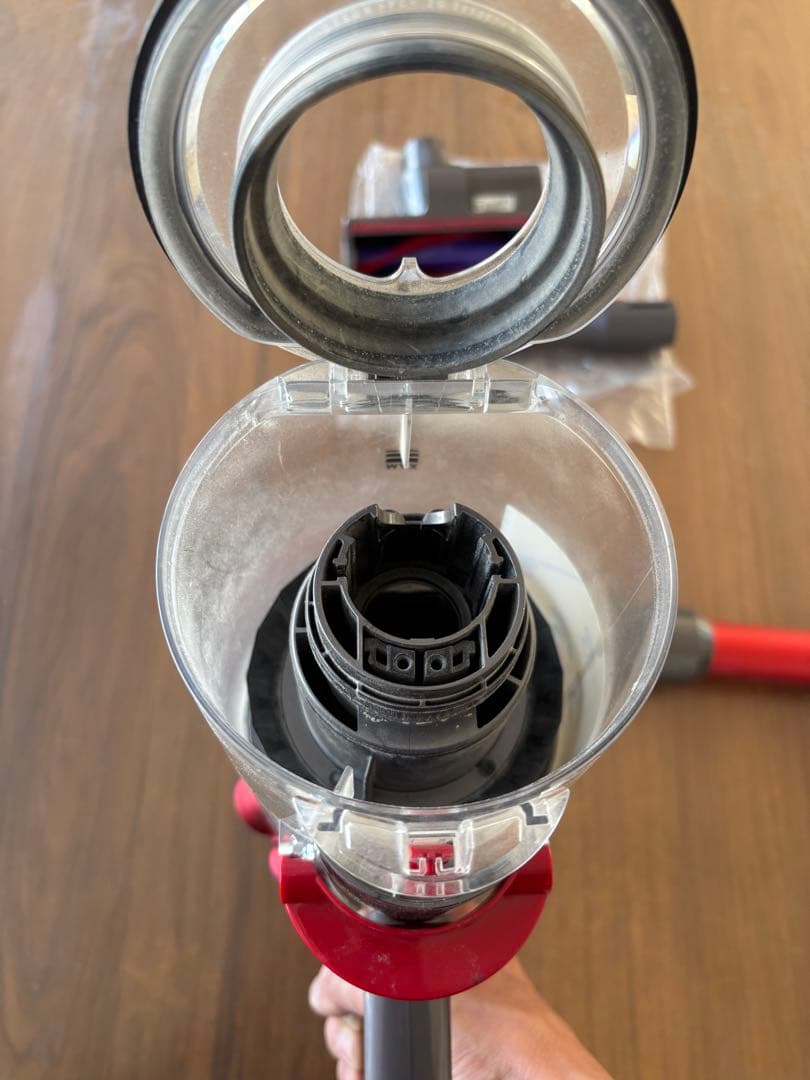 Dyson cyclone v10 スティッククリーナー本体