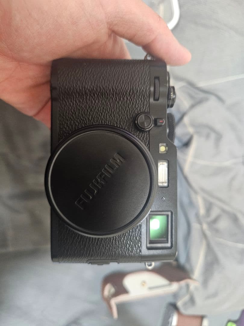 FUJIFILM Xシリーズ 富士フイルム X100F BLACK 付属品多数