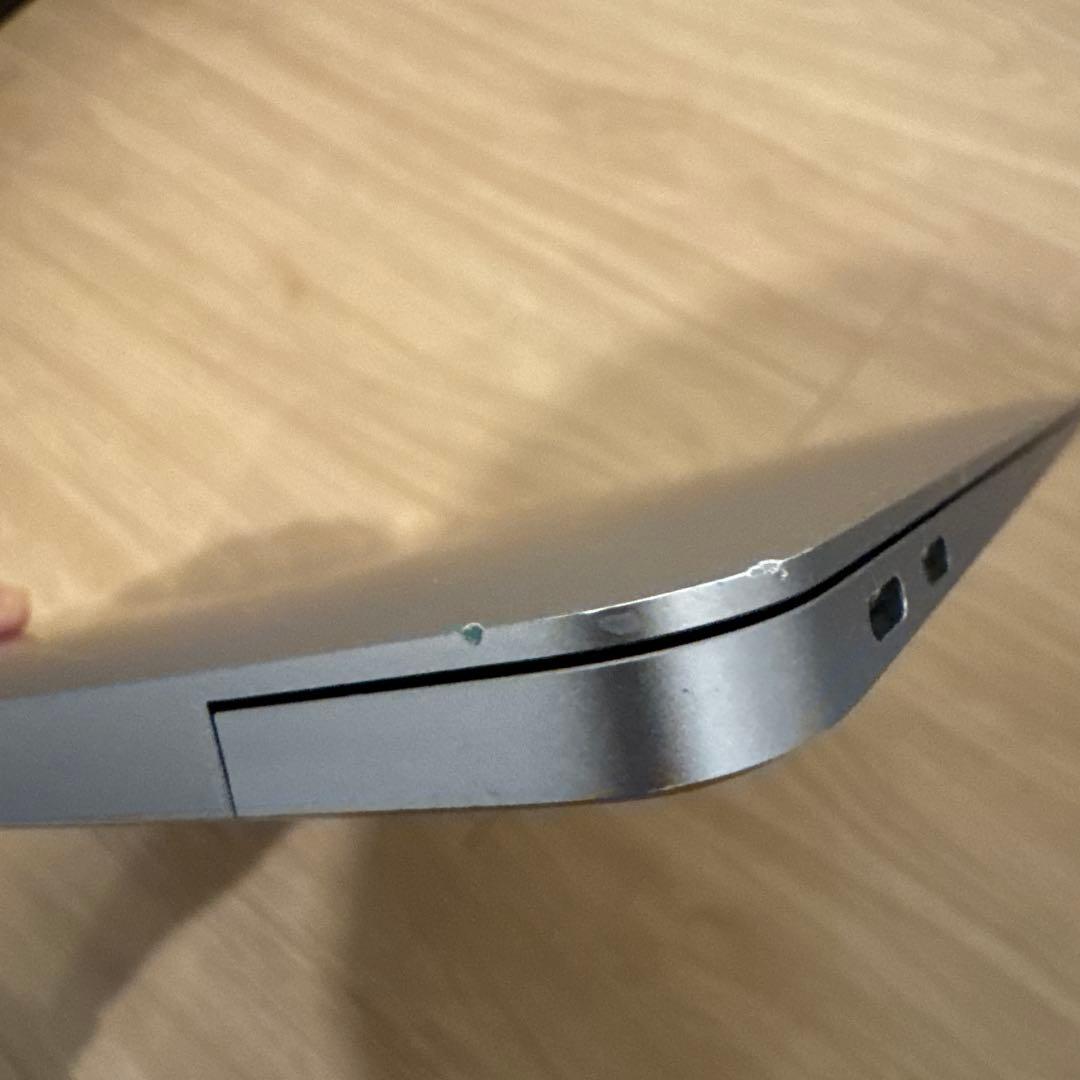 MacBook本体 MacBook Air 13-inch M1 8GB 256GB