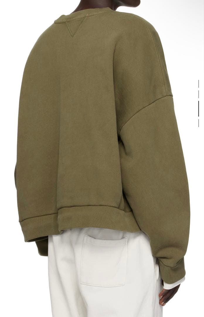 entire studious トレーナー