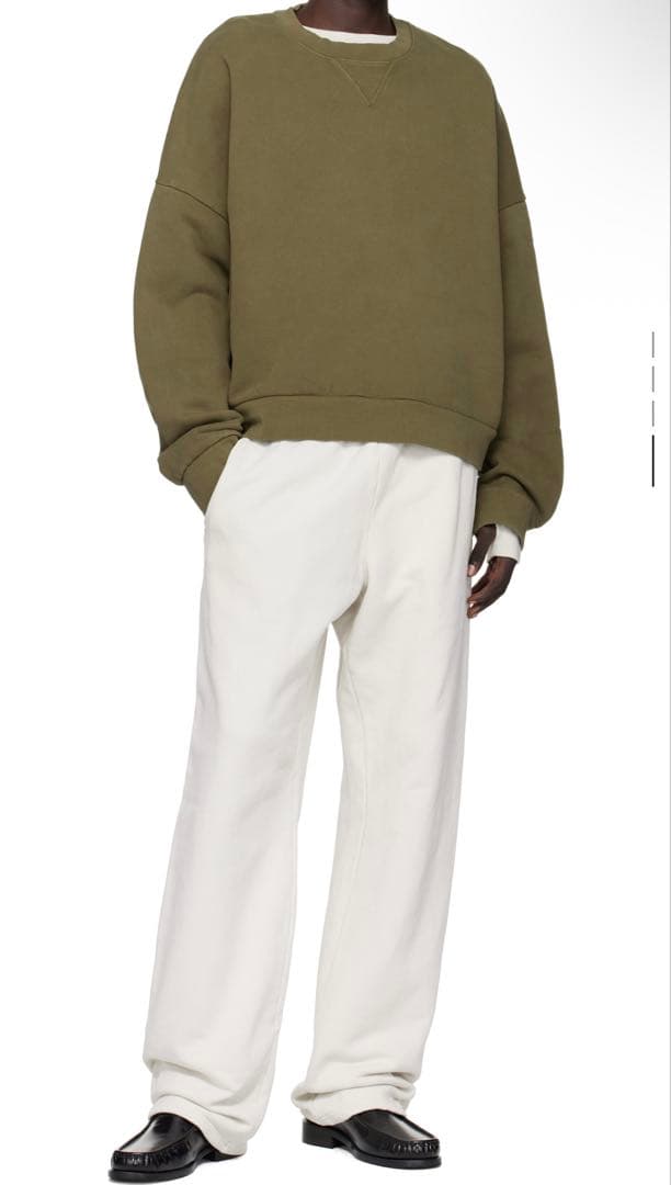 entire studious トレーナー