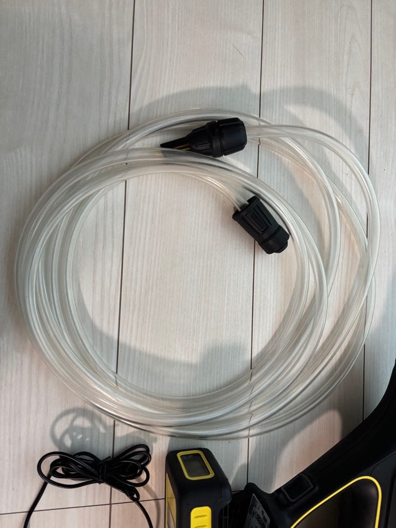 ケルヒャー ハンドヘルドクリーナー 18V 高圧洗浄機 KHB5