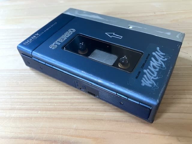 超希少品 高音質 整備済完全動作品 SONY TPS-L2 新品のヘッドホン付き