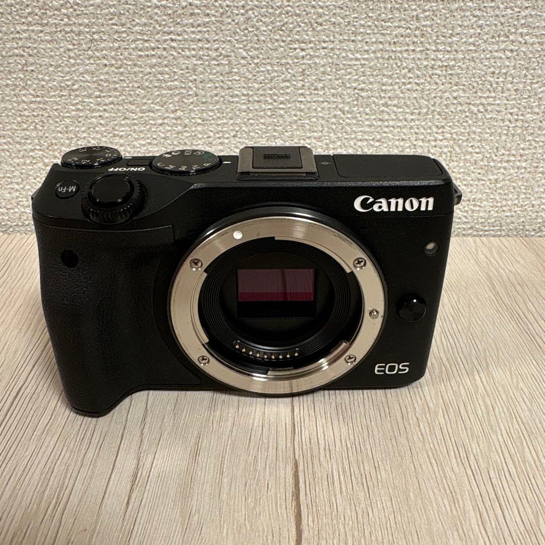 Canon EOSM3 ミラーレス一眼カメラ　キャノン　デジタルカメラ