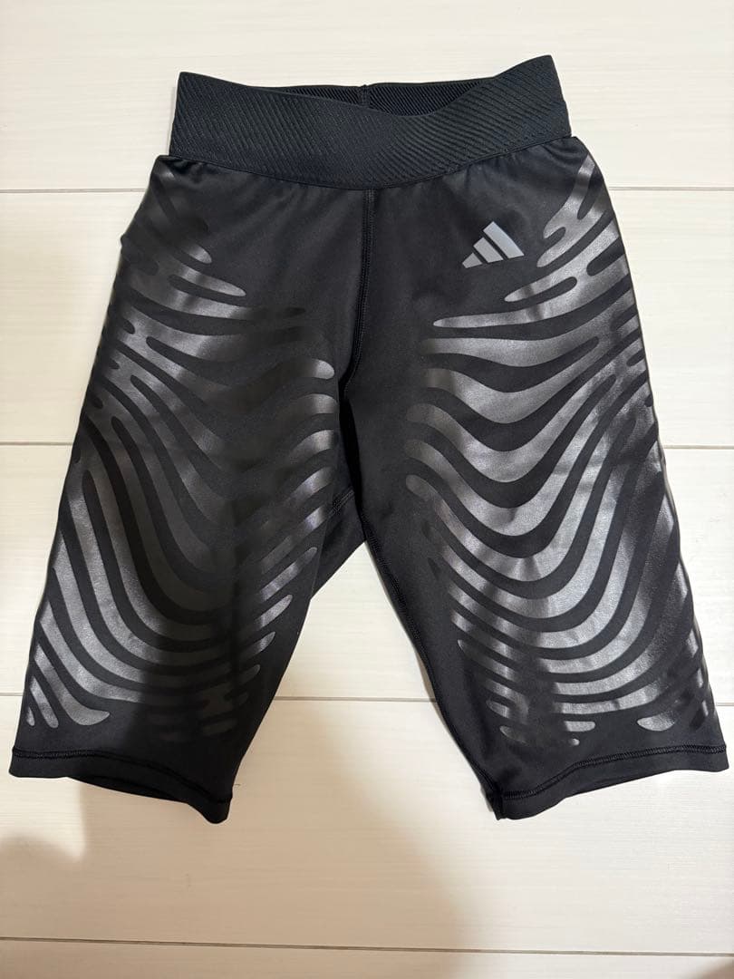 adidas ランニング ハーフタイツ XS