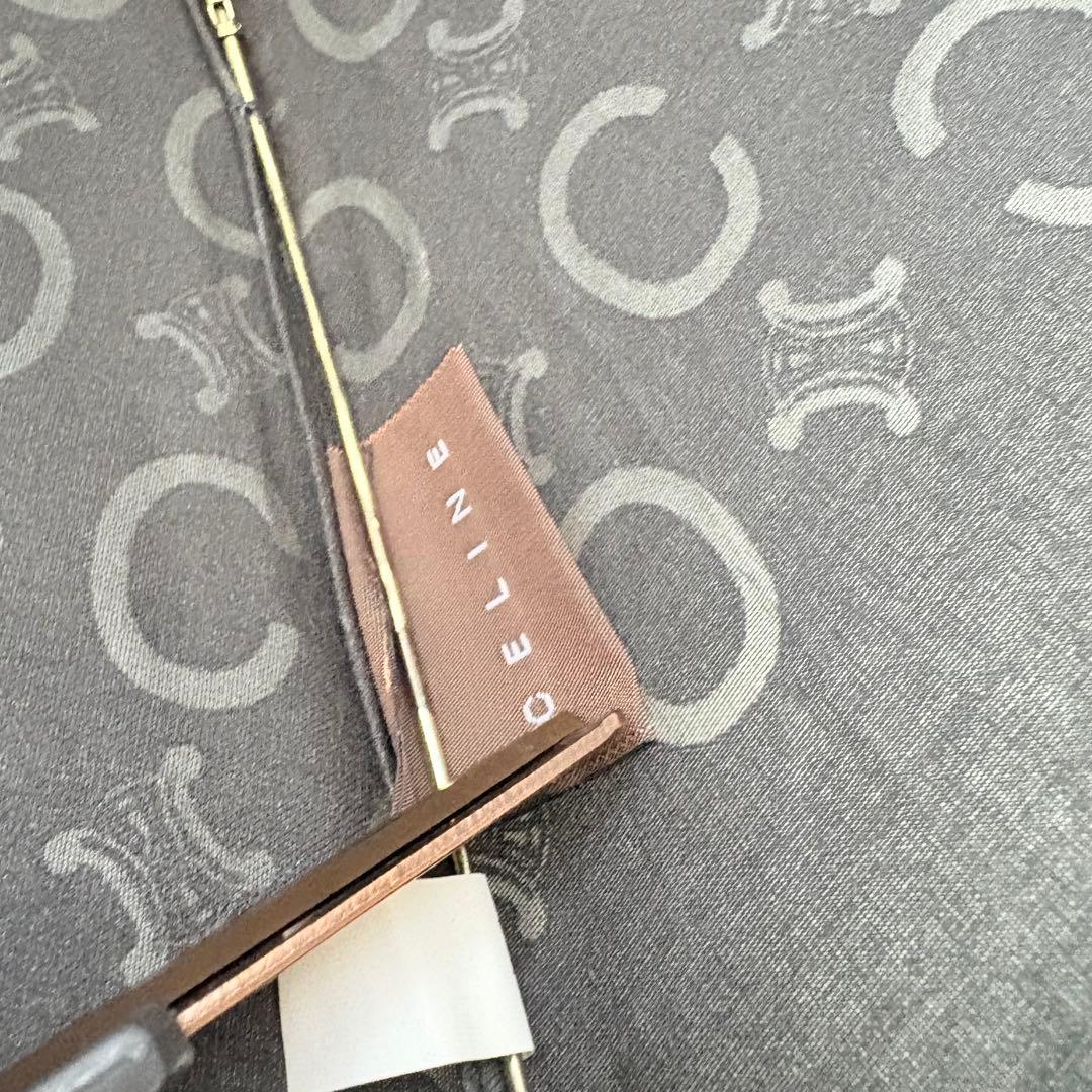 美品　CELINE セリーヌ　Cマカダム鼈甲風ハンドル　晴雨兼用UV折りたたみ傘