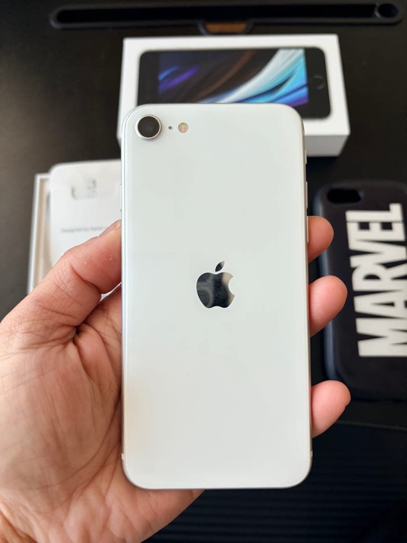 スマートフォン本体 Iphone SE 2020