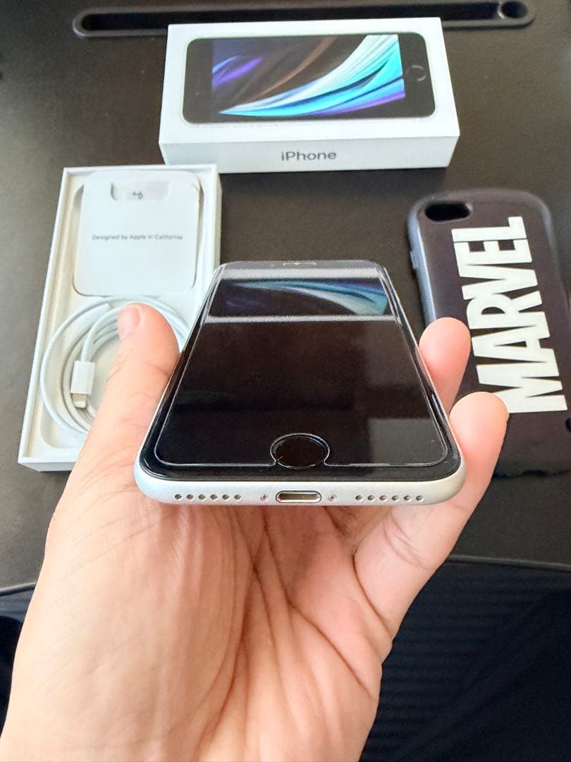 スマートフォン本体 Iphone SE 2020