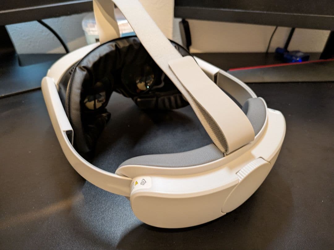 【一時値下げ】【ほぼ未使用】PICO 4 Ultra + アクセサリー