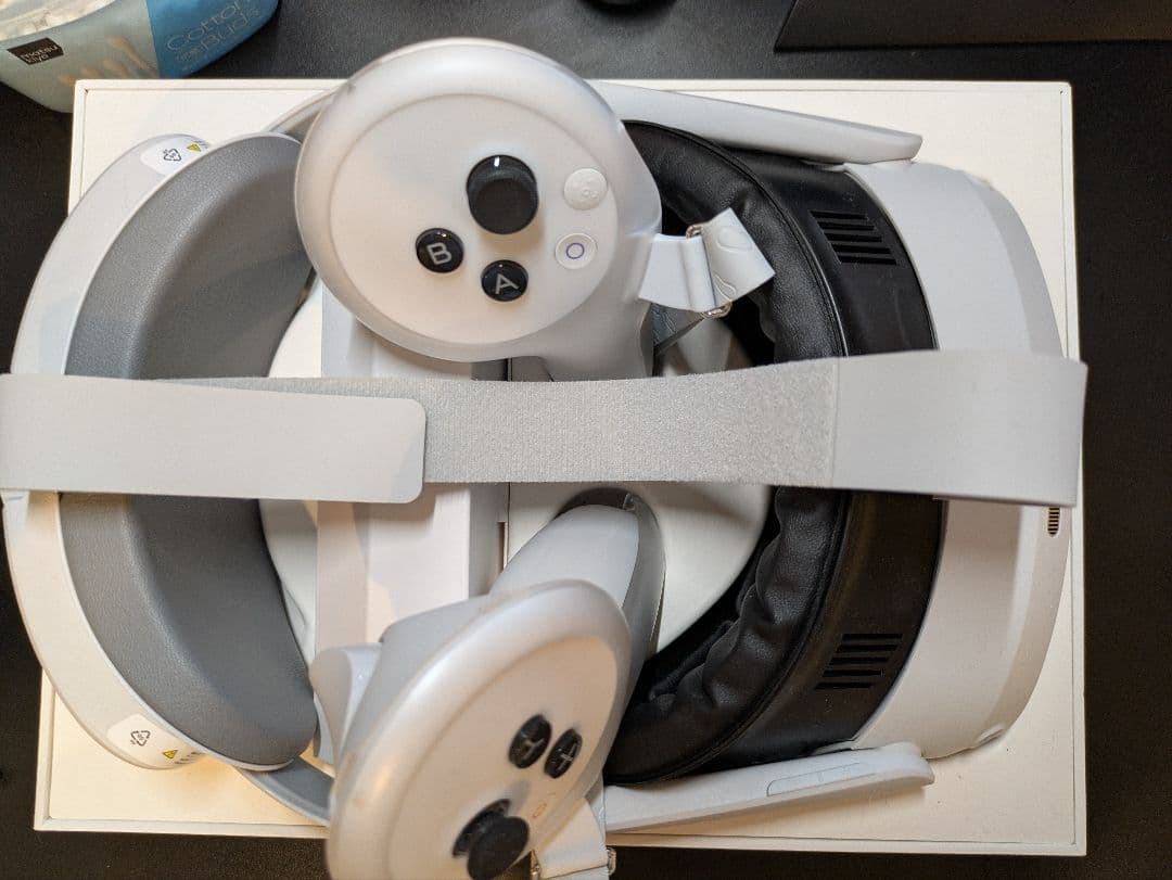 【一時値下げ】【ほぼ未使用】PICO 4 Ultra + アクセサリー