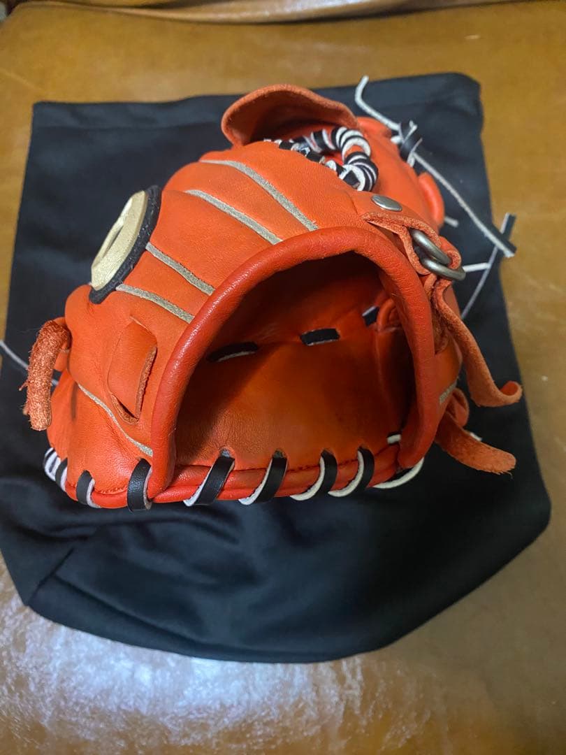 アシックス　ゴールドステージ　軟式　投手　グローブ　ダルビッシュ　全紐交換済み