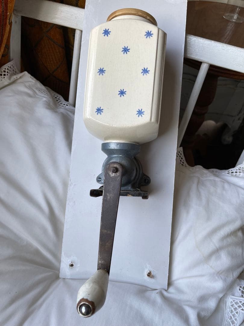 フランス　アンティーク 壁掛け　コーヒーミル　グラインダー 陶器　ドット　星