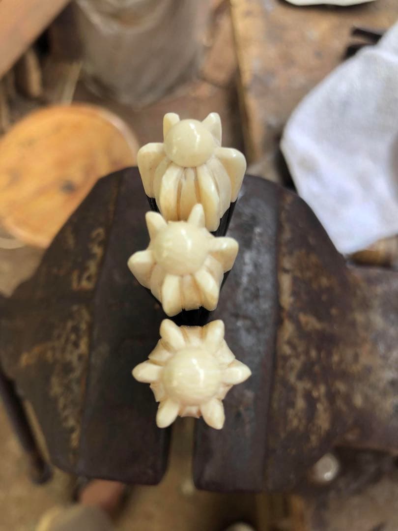 沖縄三線 黒木・天然牙製高級カラクイ3本セット