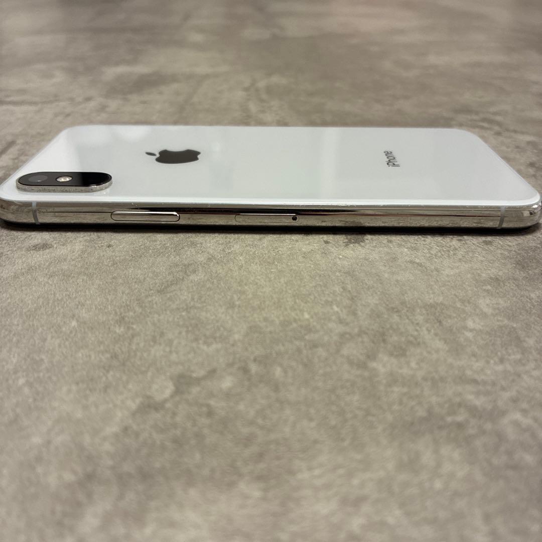 iPhone XS 64GB バッテリー77% SIMロックなし