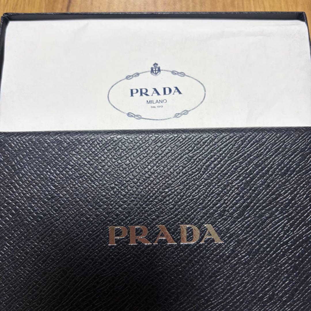 PRADA ピンクレザー iPhone14proケース