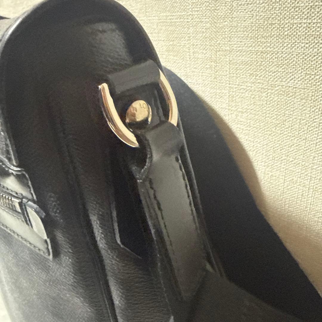 Louis VuittonディストリクトMM ショルダーバッグ