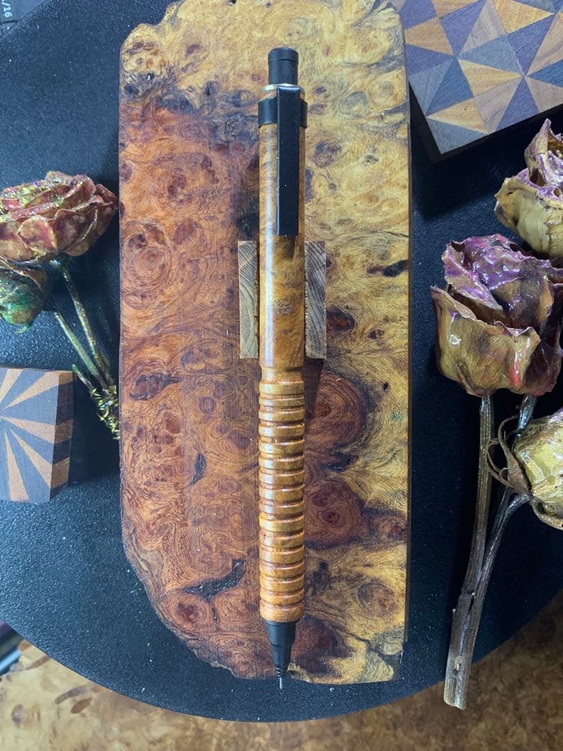 りんご　オレンズネロ花梨白瘤0.3mm