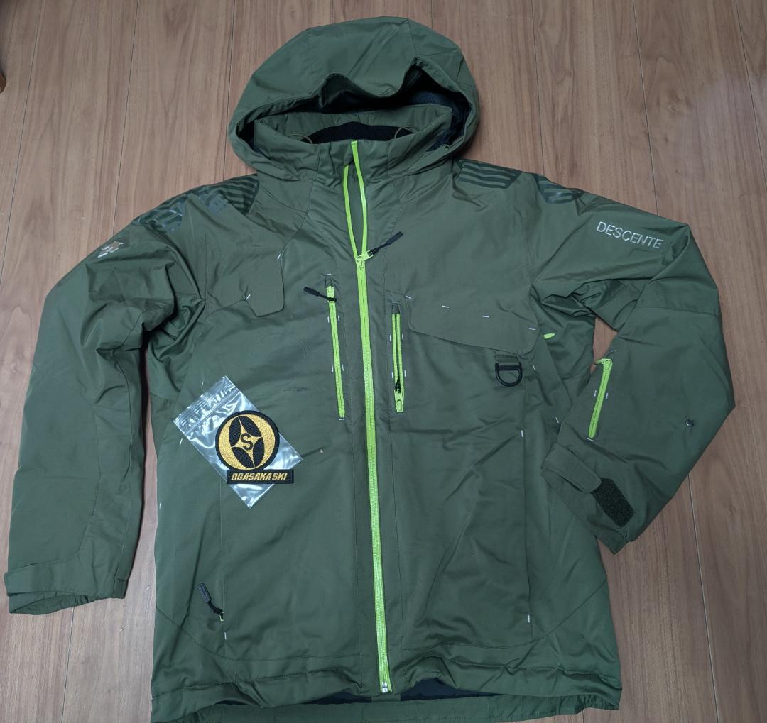 オガサカ.カタログ外.コーチウェア.上のみ.サイズM.訳あり.デサント