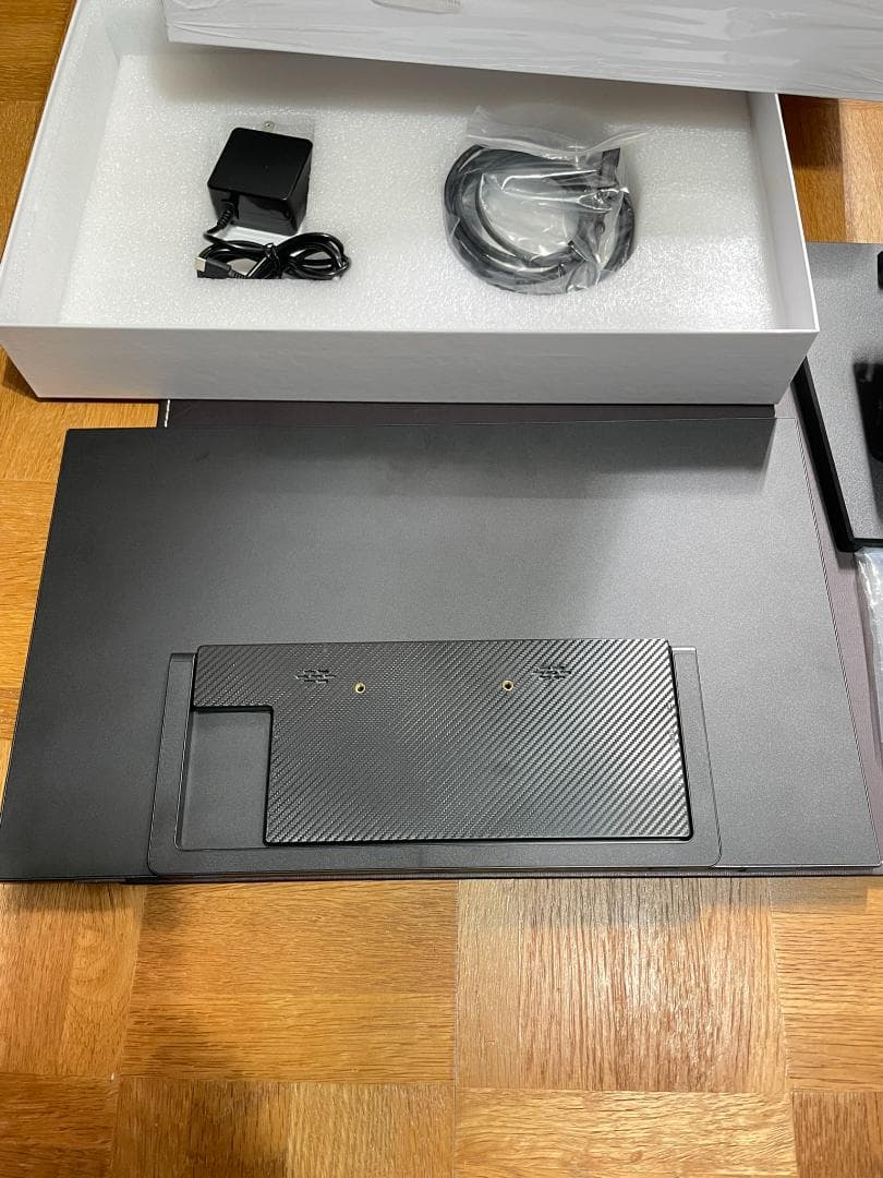 Acouto Zen18 モバイルモニター18.5インチ120Hz自立型スタンド