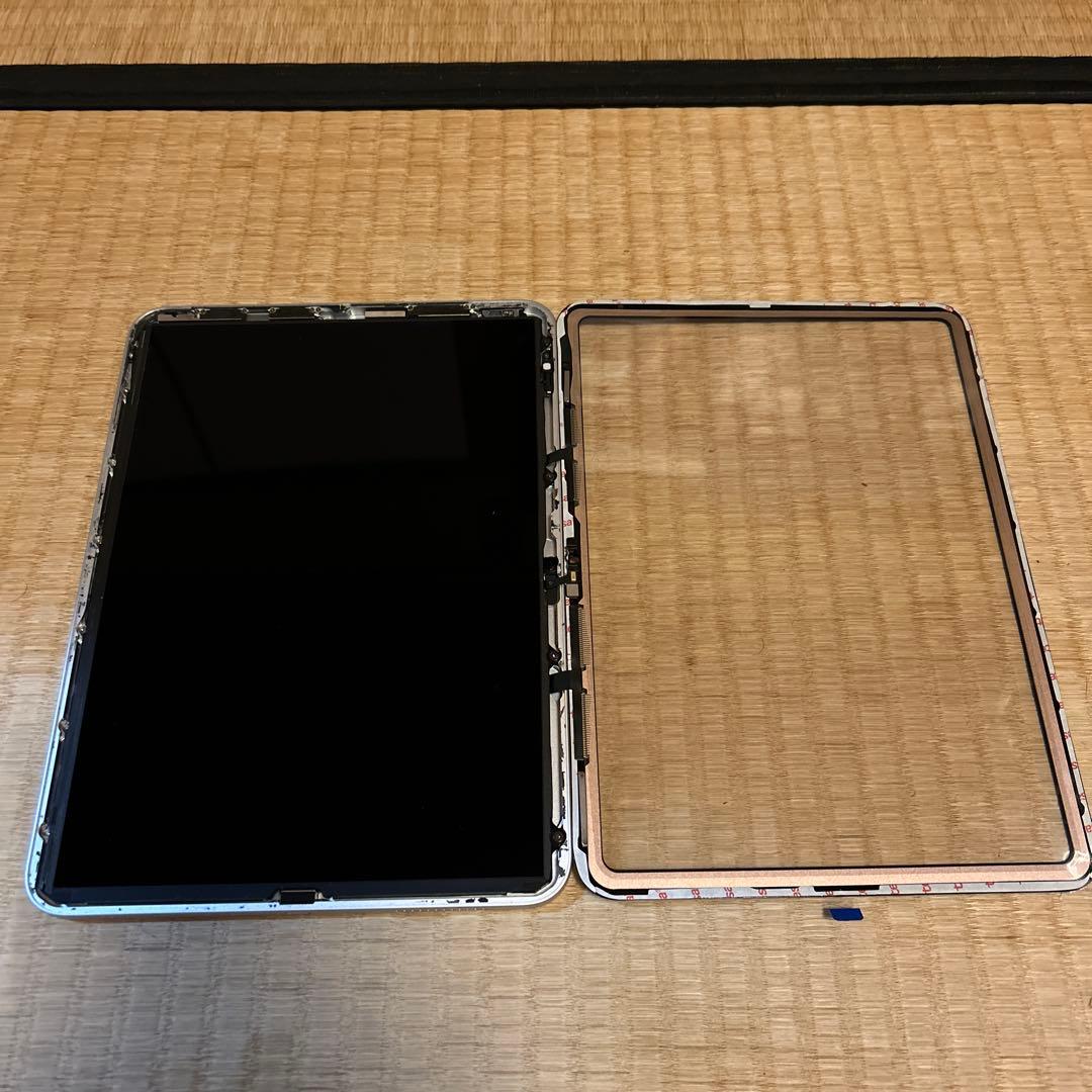 液晶故障 iPad 無印 A16(第11世代)