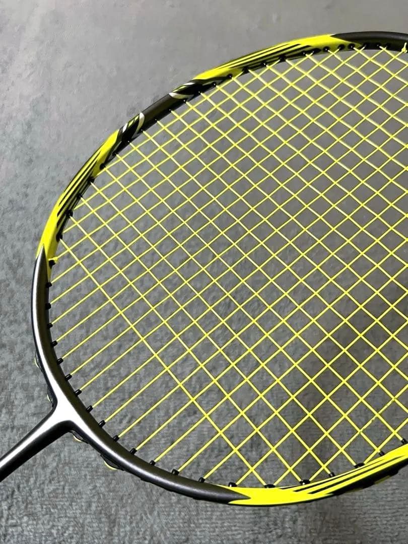 美品 YONEXアークセイバー 7プロ/ Arcsaber 7 Pro