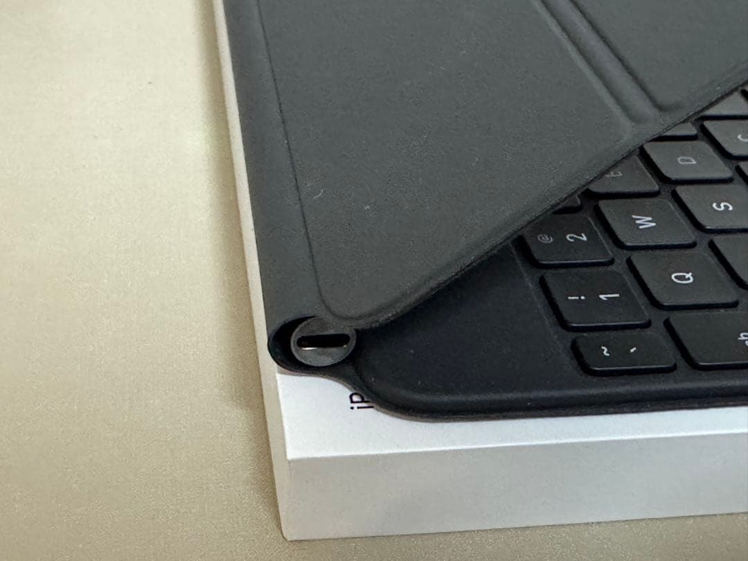 iPad 11インチ Magic Keyboard MXQU2LL/A US配列