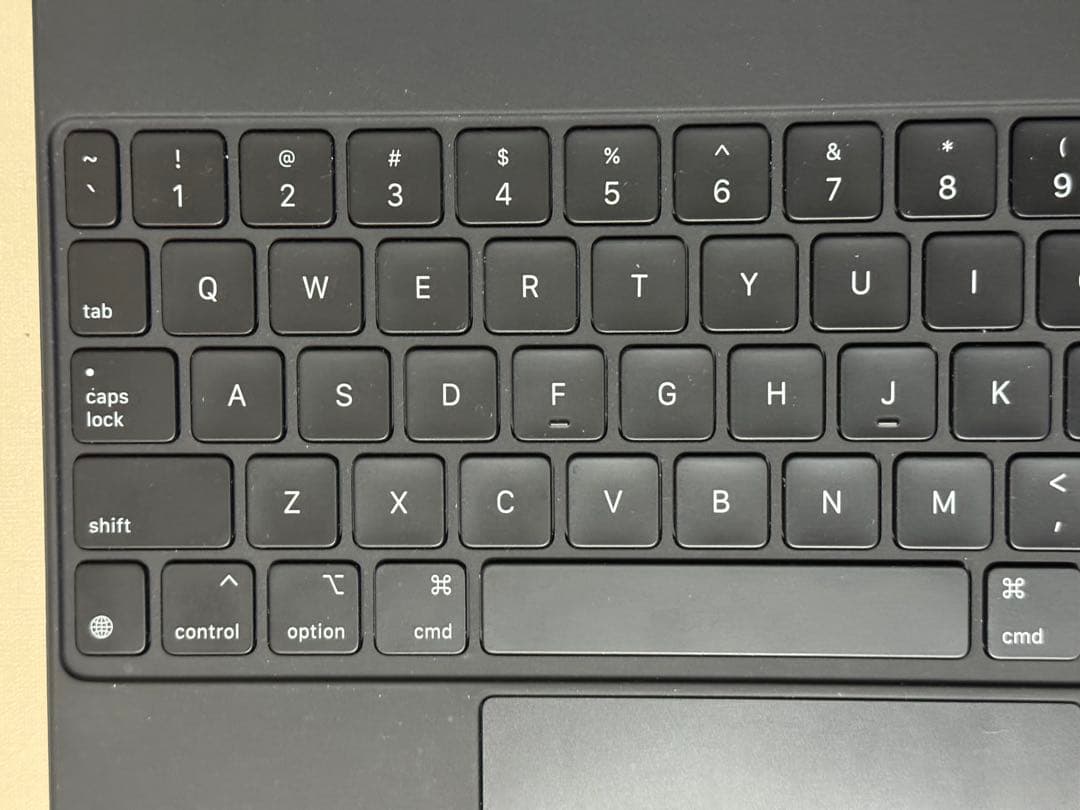 iPad 11インチ Magic Keyboard MXQU2LL/A US配列