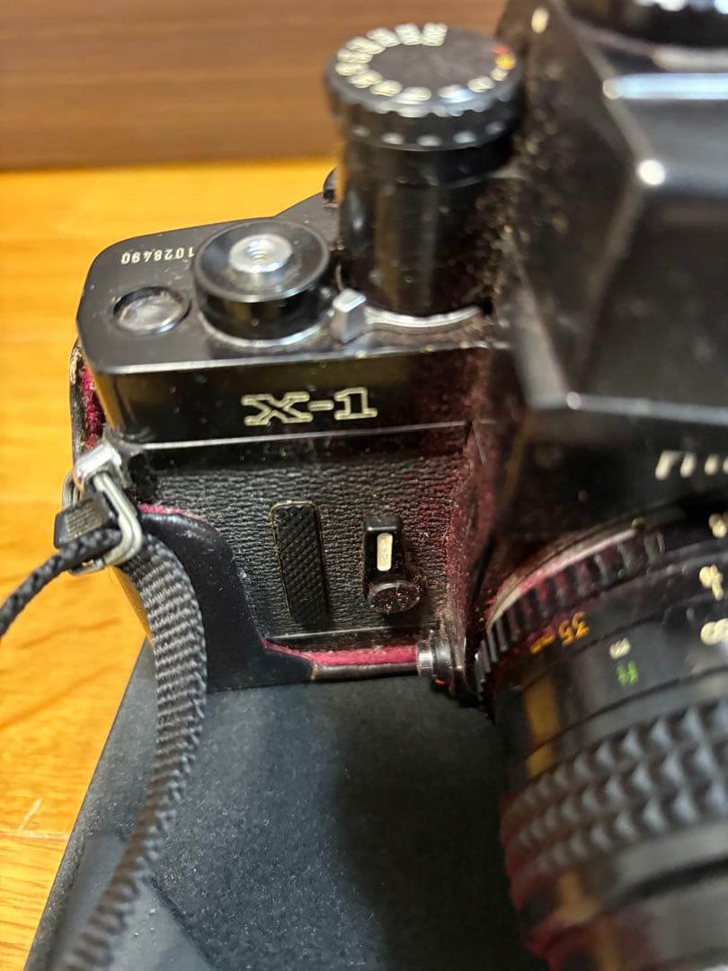 Minolta X-1 フィルム一眼レフカメラ　動作未確認