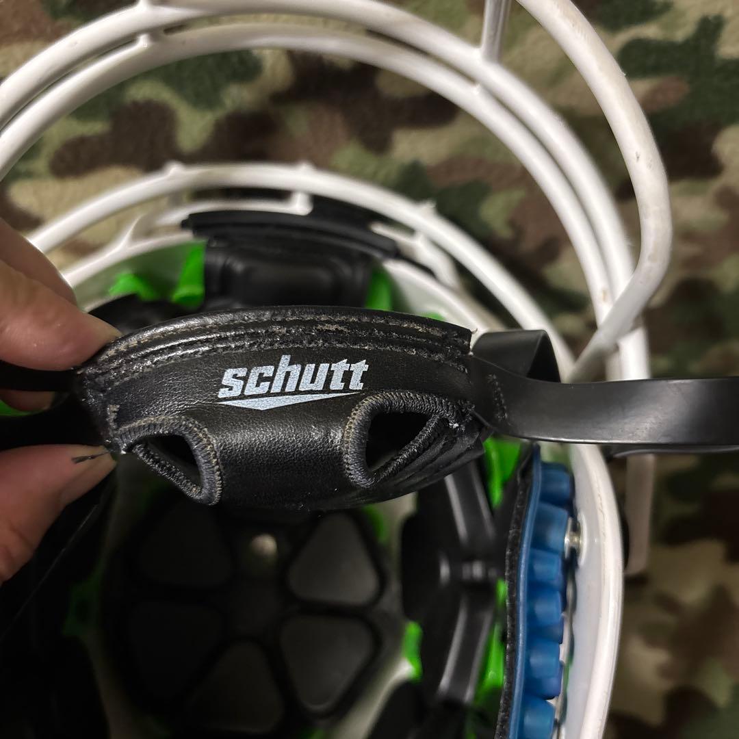 アメフトschutt YOUTH VENGEA NCE A3＋ サイズLARGE