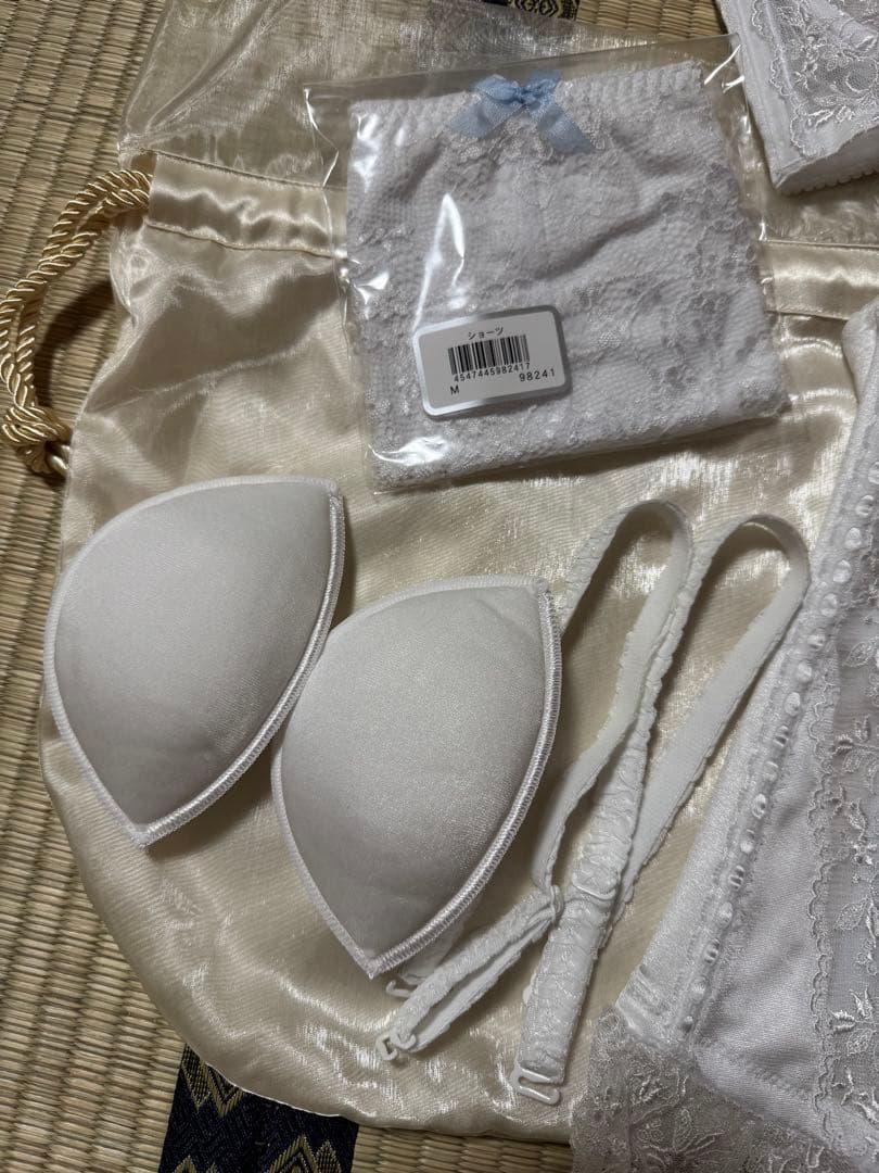 [超美品] セモアブライダルインナー　セット