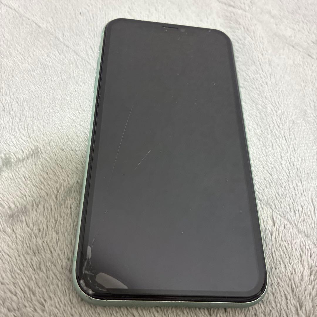 Apple iPhone 11　グリーン　本体