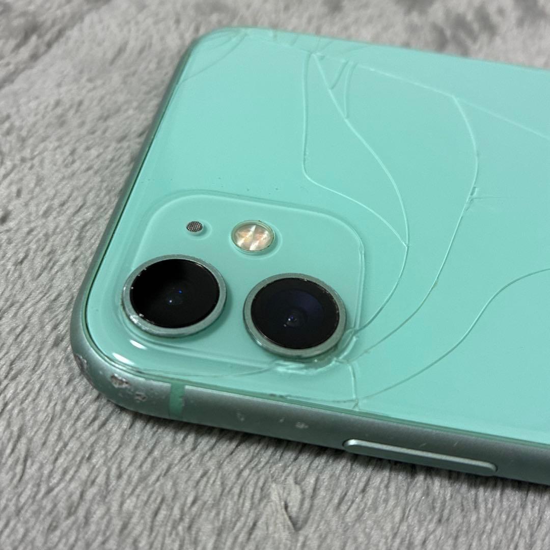 Apple iPhone 11　グリーン　本体