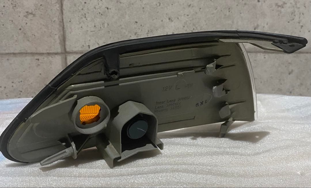 トヨタ　jzx100マーク2 後期　純正品　コーナーウィンカー
